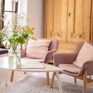 tomte-scandinavian-apartment.krakowhotelspoland.com/