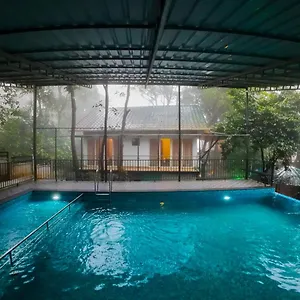 Lakkidi Mist Vythiri